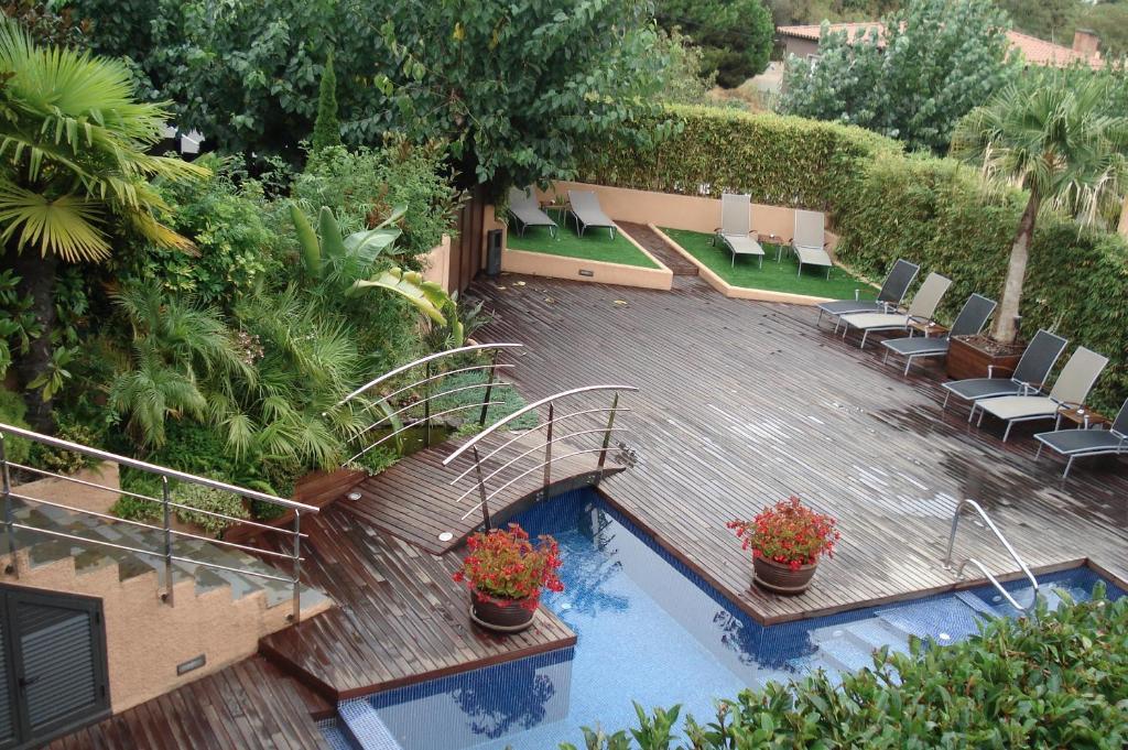 Montaltmar Hotel Sant Vicenc de Montalt Bagian luar foto